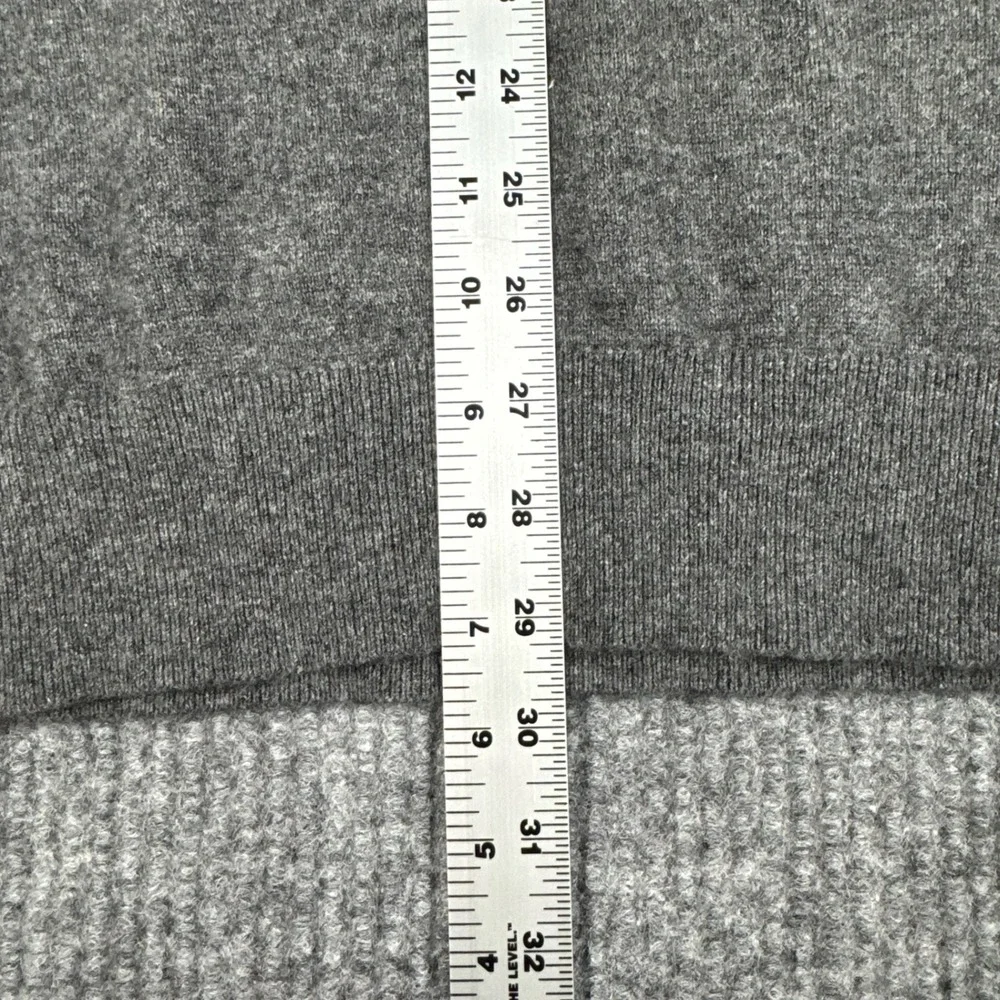 Cremieux Luxury Cashmere Sweater Mens XL Gray V-Neck Pullover Soft Knit Classic
